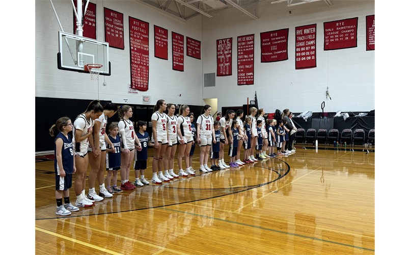 3rd Grade girls play halftime at RHS Varsity game